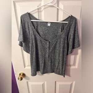 Size small grey flowy swoop neck shirt from Old Navy. Functional front buttons